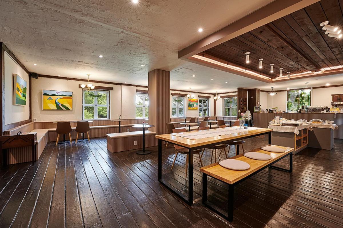 Club Es Jecheon Resort Chech'ŏn Exteriör bild